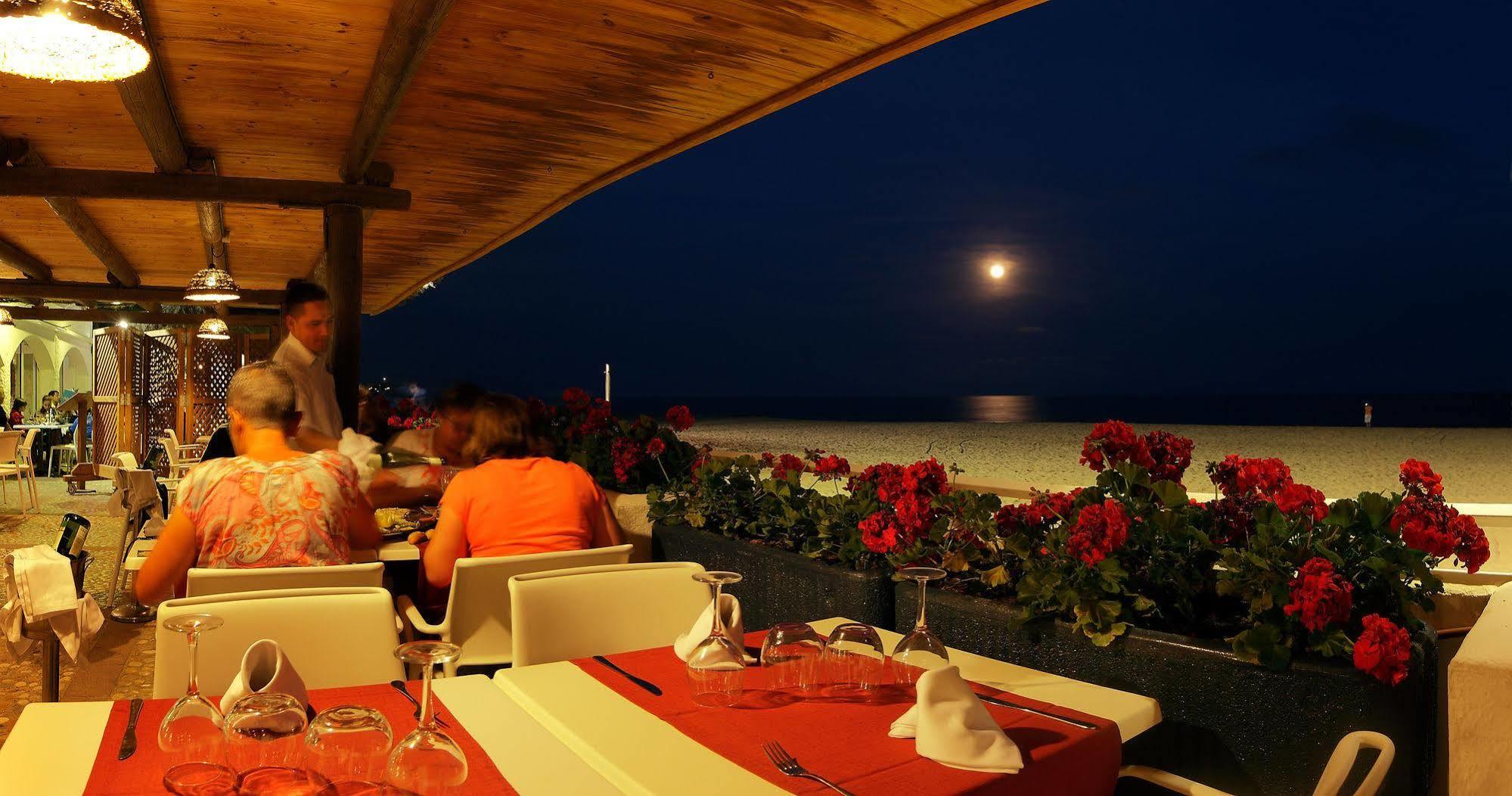 Camping Tamarit Park Resort Exterior photo